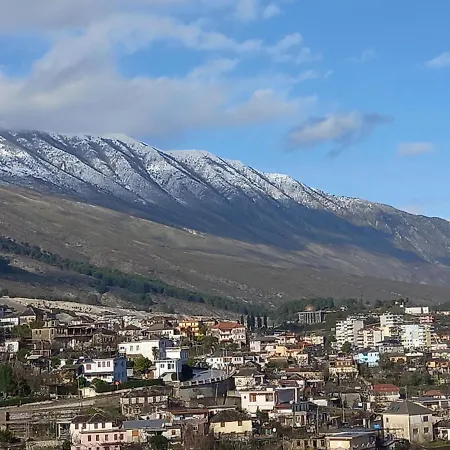 منزل للإقامة Vladimir Estate *