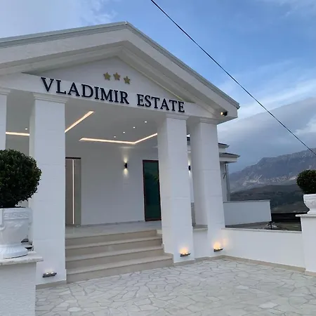 Ubytování v soukromí Vladimir Estate Gjirokastër