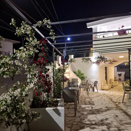 Vladimir Estate منزل للإقامة