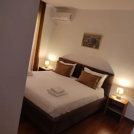 Vladimir Estate منزل للإقامة *