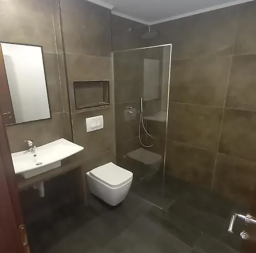 Vladimir Estate Αργυρόκαστρο