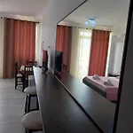 Vladimir Estate