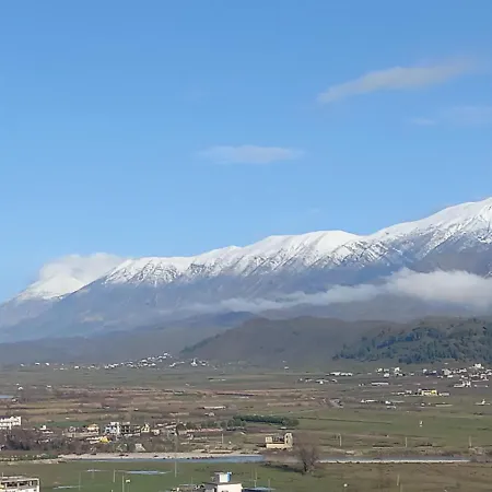 홈스테이 Vladimir Estate Gjirokastër