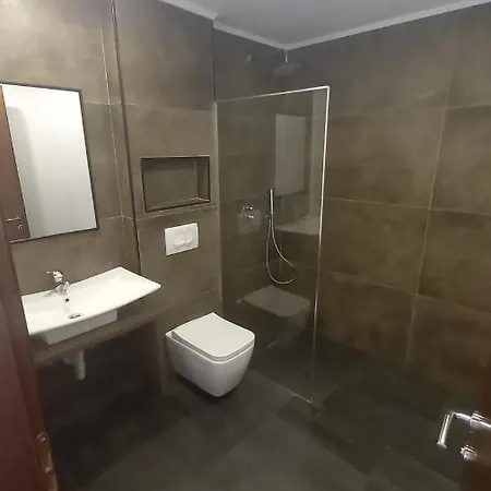 Vladimir Estate Gjirokastër