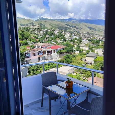 Vladimir Estate Séjour chez l'habitant Gjirokastër