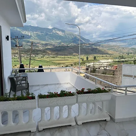 Vladimir Estate * Gjirokastër